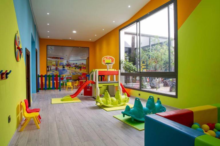 Apartamento Spacieux Avec Piscine A -