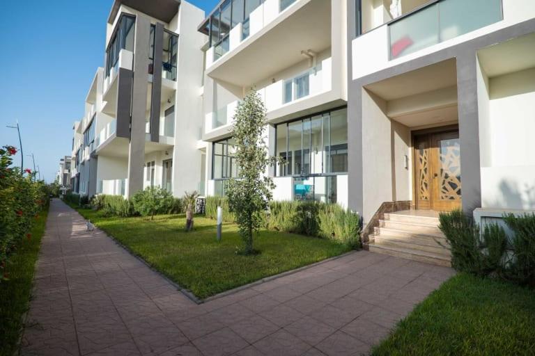 Spacieux Avec Piscine A - Apartamento Dar Bouazza